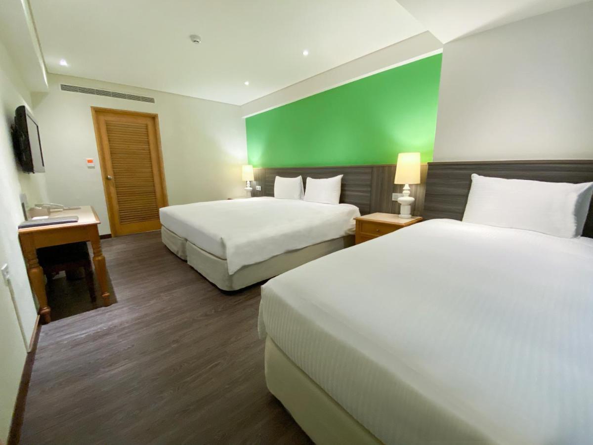 Green World Triple Beds Тайбэй Номер фото