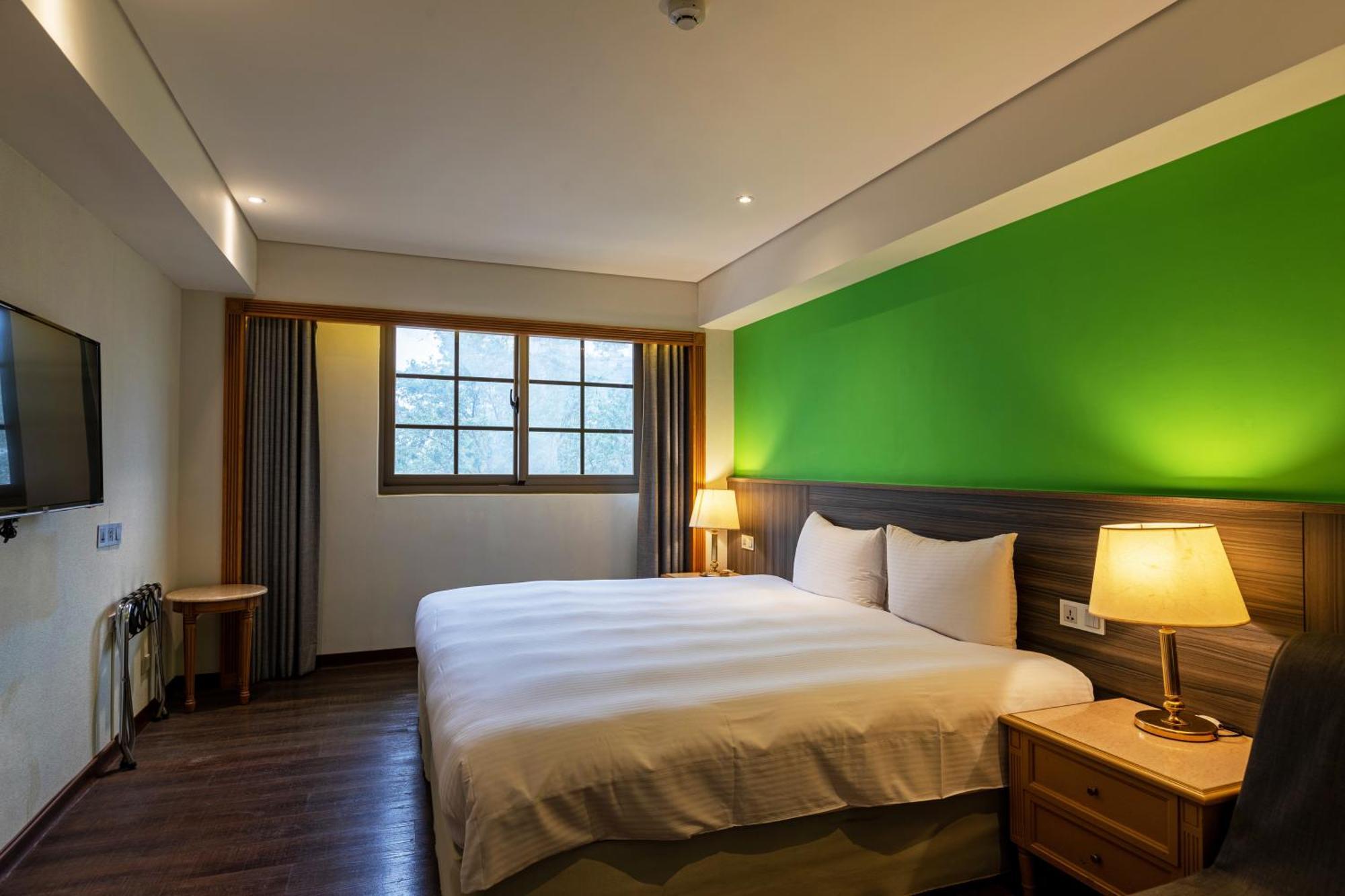Green World Triple Beds Тайбэй Экстерьер фото
